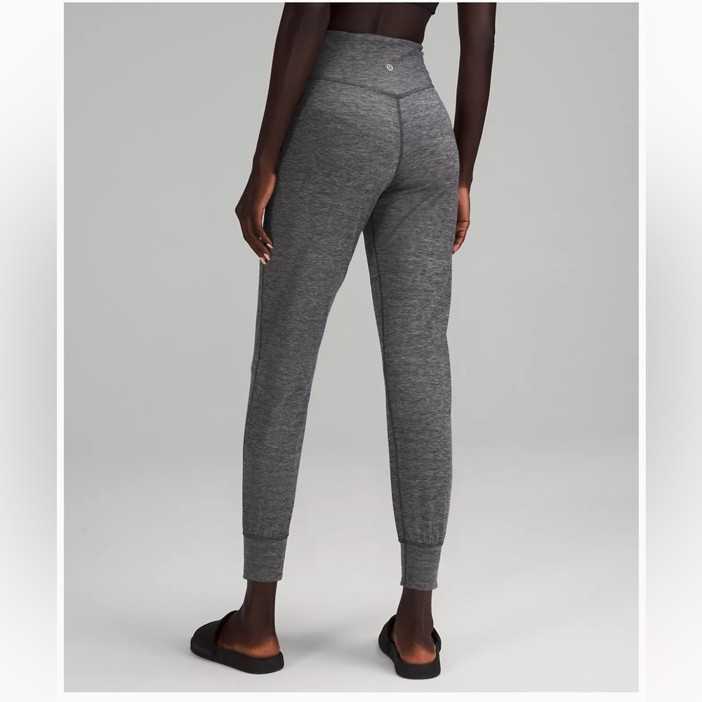 lululemon Align™ High-Rise Jogger
Full Length in heathered graphite gray